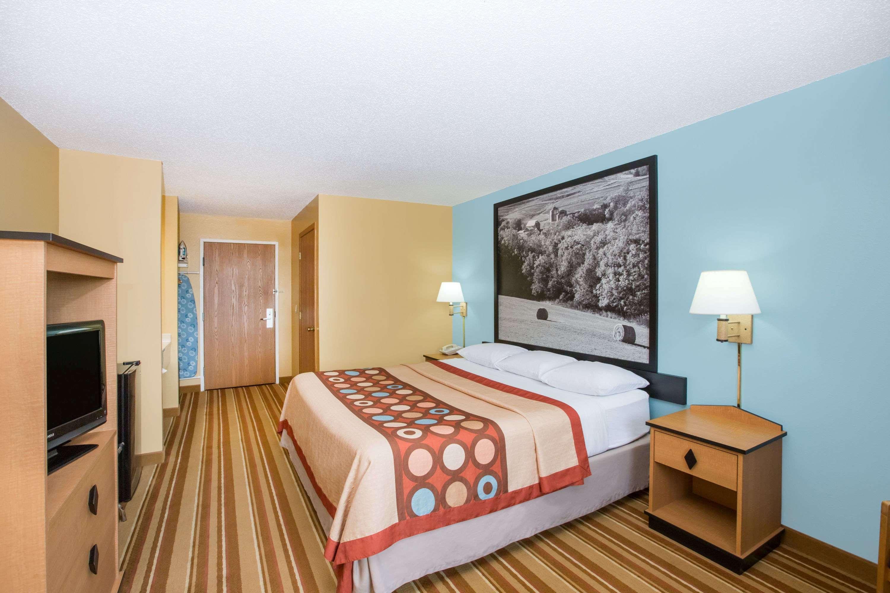 Super 8 By Wyndham Clarinda Motel Exterior photo